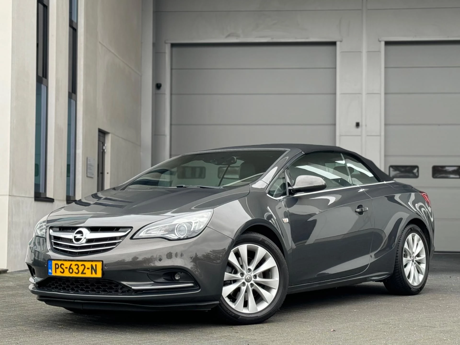 Hoofdafbeelding Opel Cascada