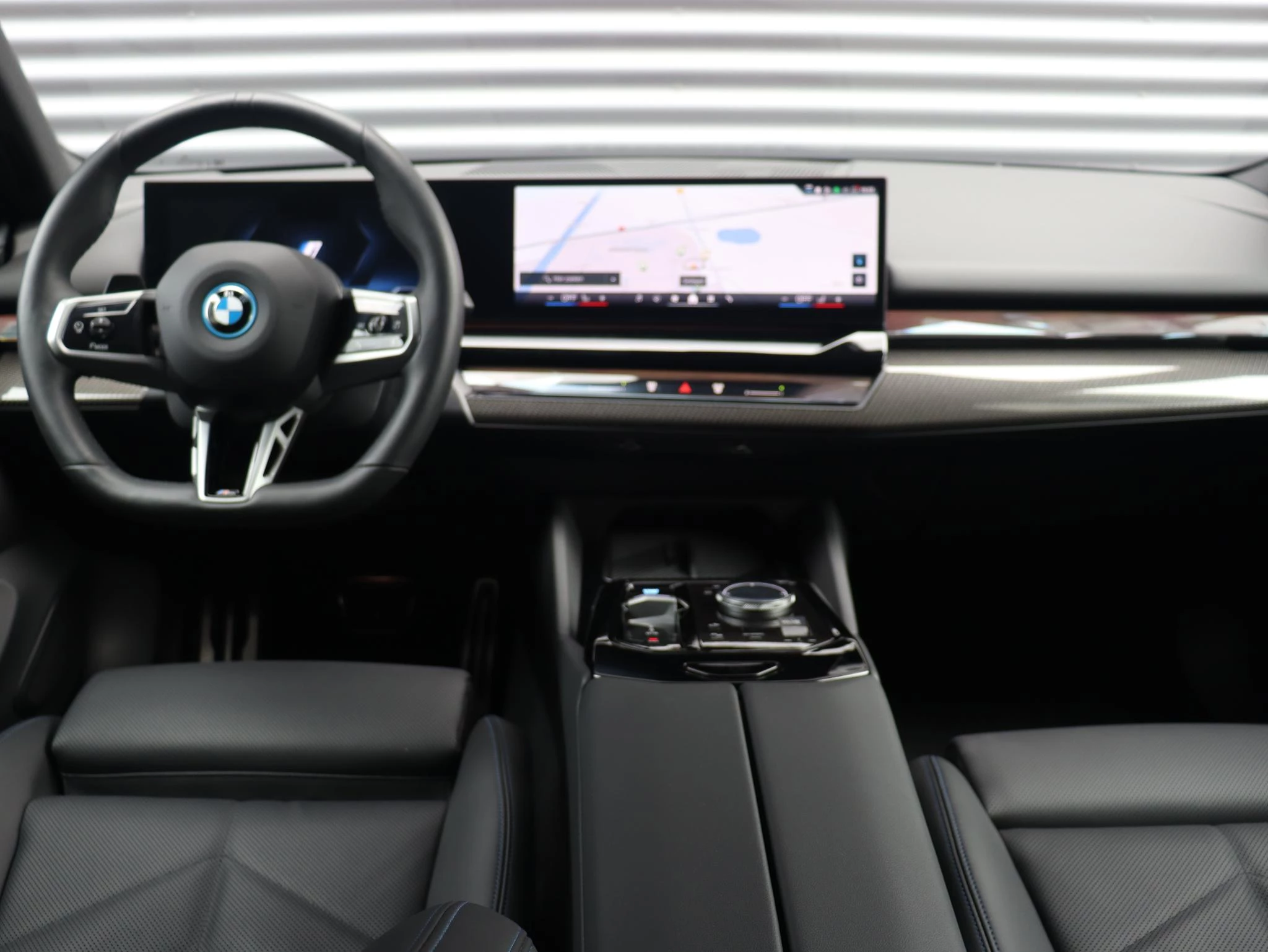 Hoofdafbeelding BMW i5
