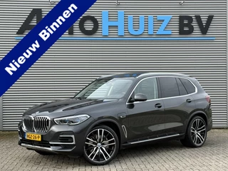 BMW X5 xDrive45e High Executive xLine Panoramadak Trekhaak 4wielbesturing Laser Licht Luchtvering Carplay Harman- Kardon Keyless Entry Head-Up Display ACC 22 INCH t/m 15-09-2027 BMW Garantie
