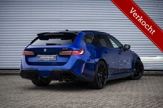 Hoofdafbeelding BMW M5 BMW M5 Touring V8 Hybrid | Direct leverbaar | Pano | B&W | M Drivers Package |