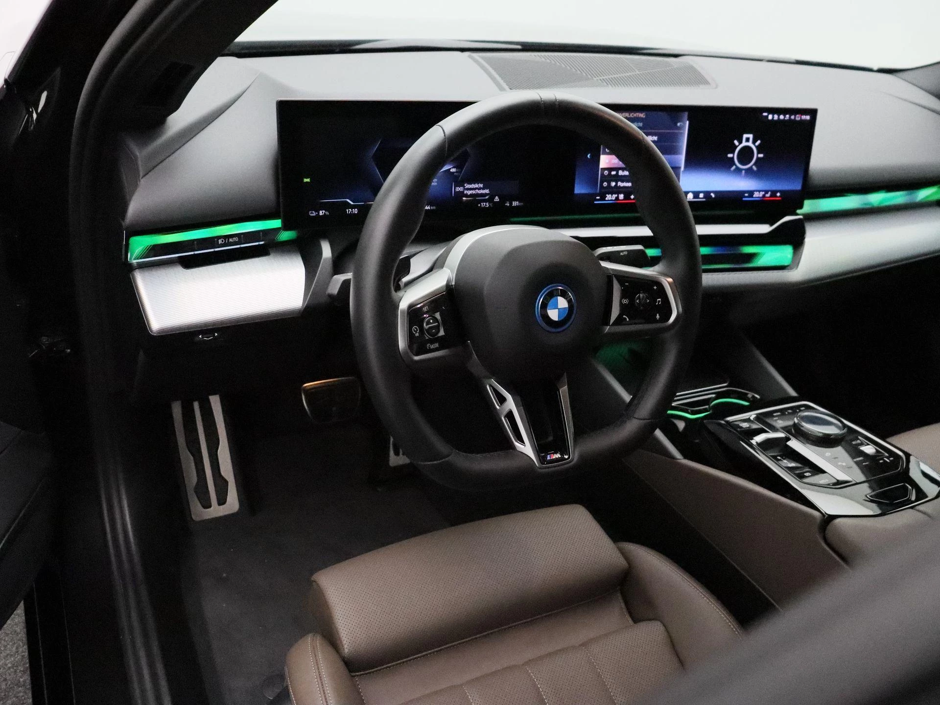 Hoofdafbeelding BMW i5