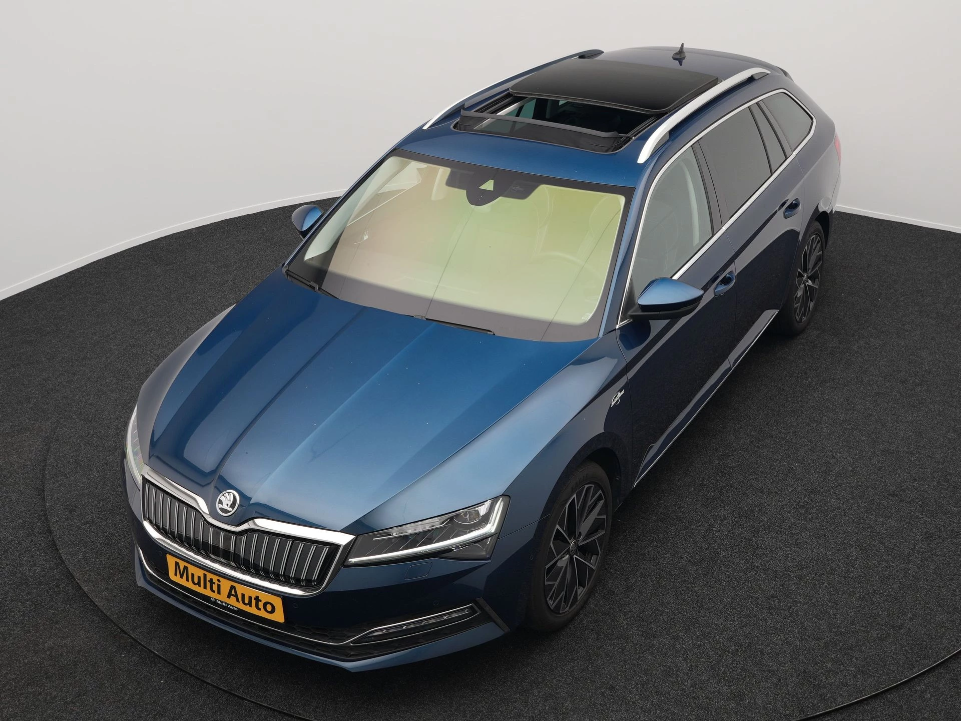 Hoofdafbeelding Škoda Superb