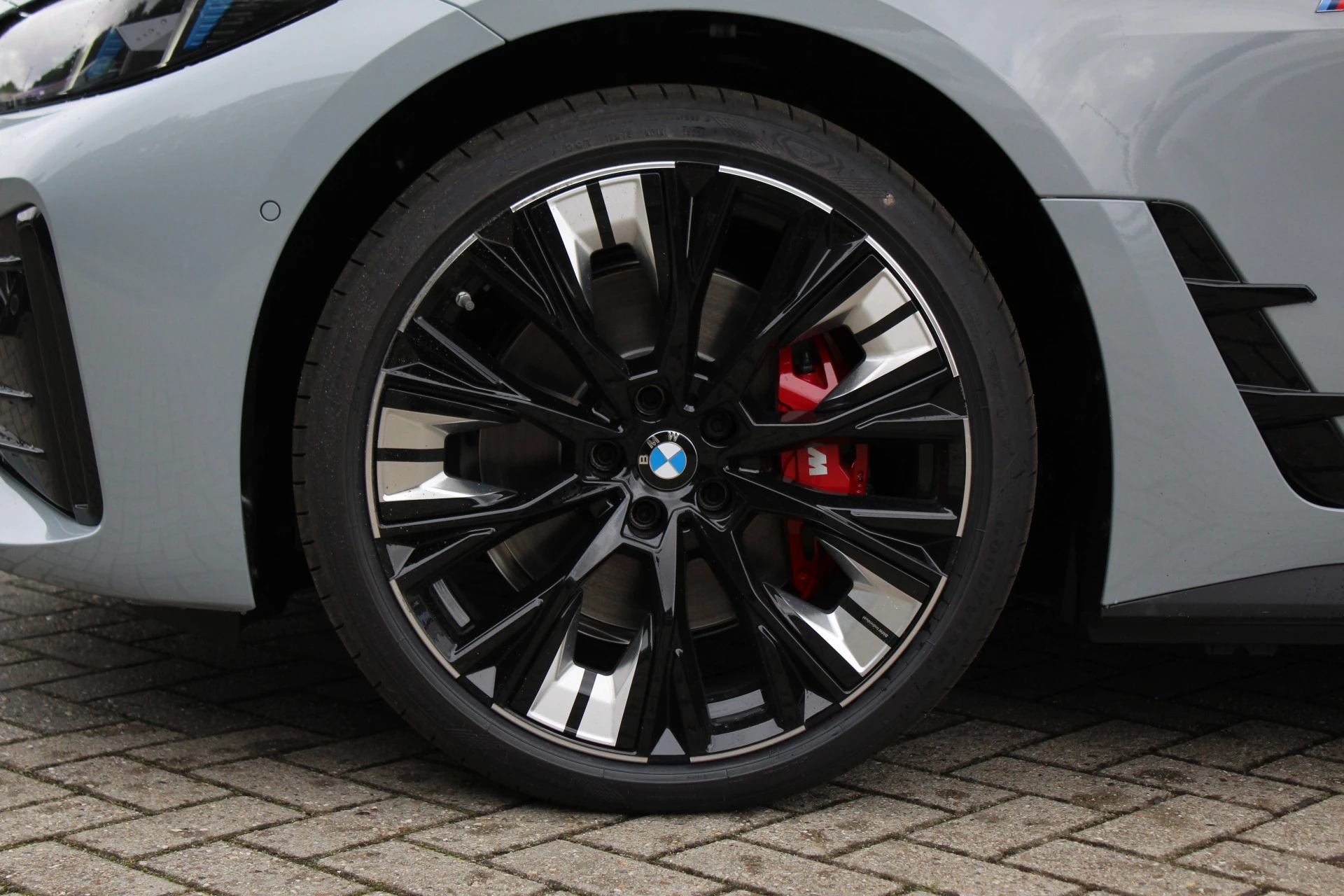 Hoofdafbeelding BMW i4