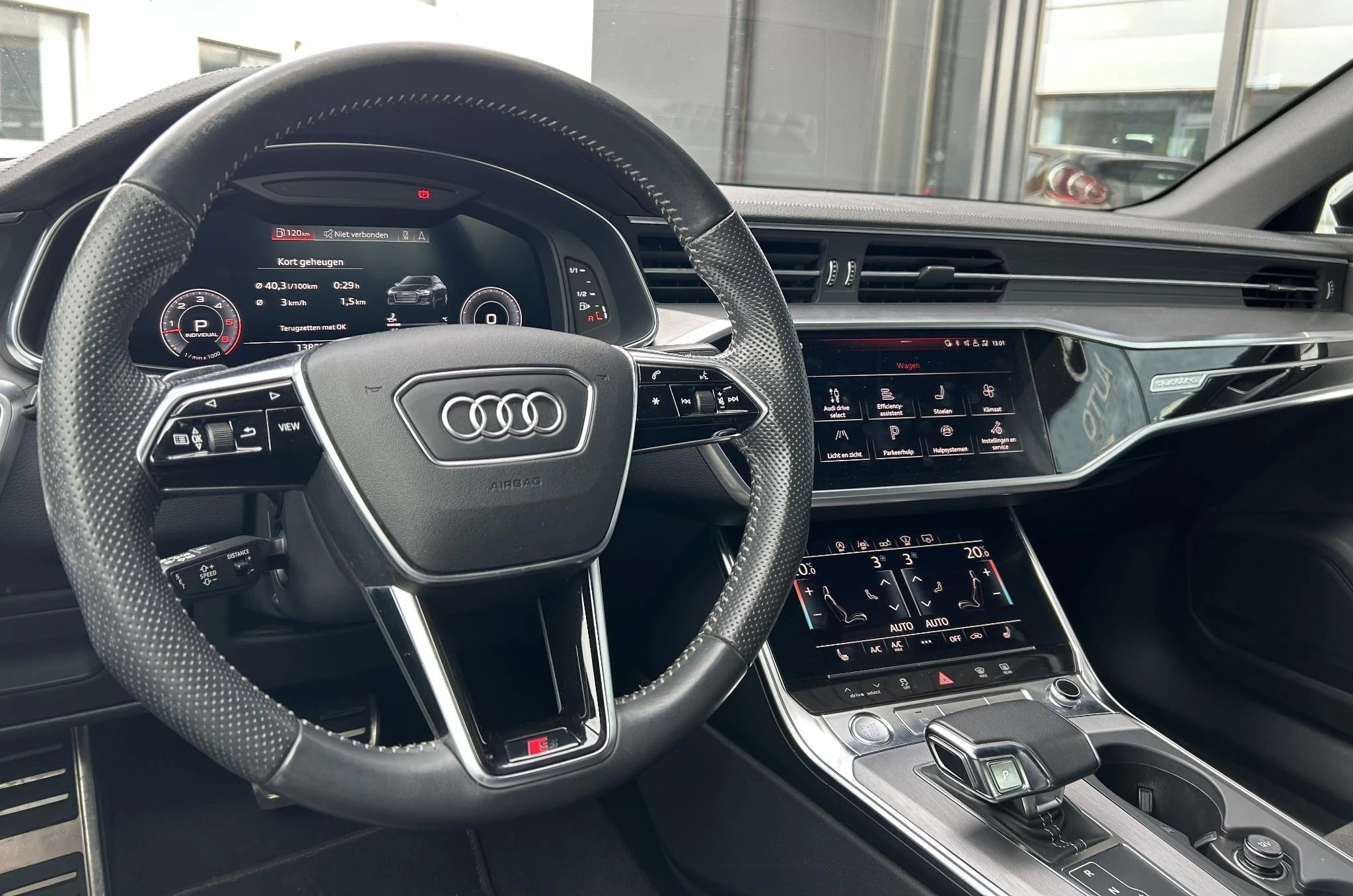 Hoofdafbeelding Audi A6