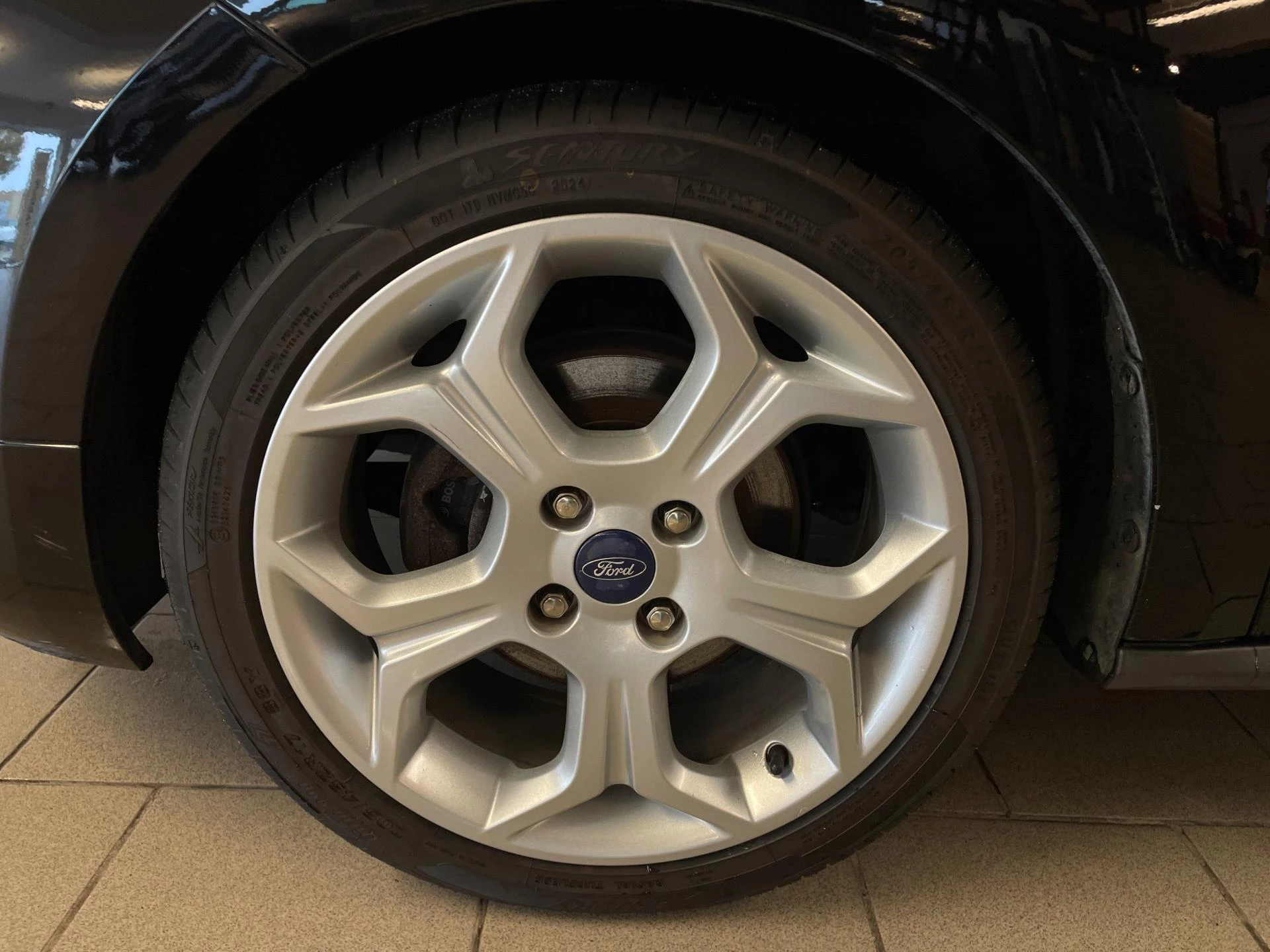 Hoofdafbeelding Ford Transit Courier