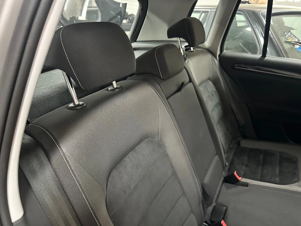 Hoofdafbeelding Volkswagen Golf Sportsvan