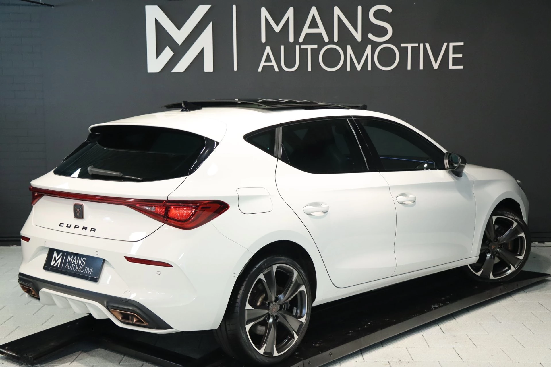 Hoofdafbeelding CUPRA Leon