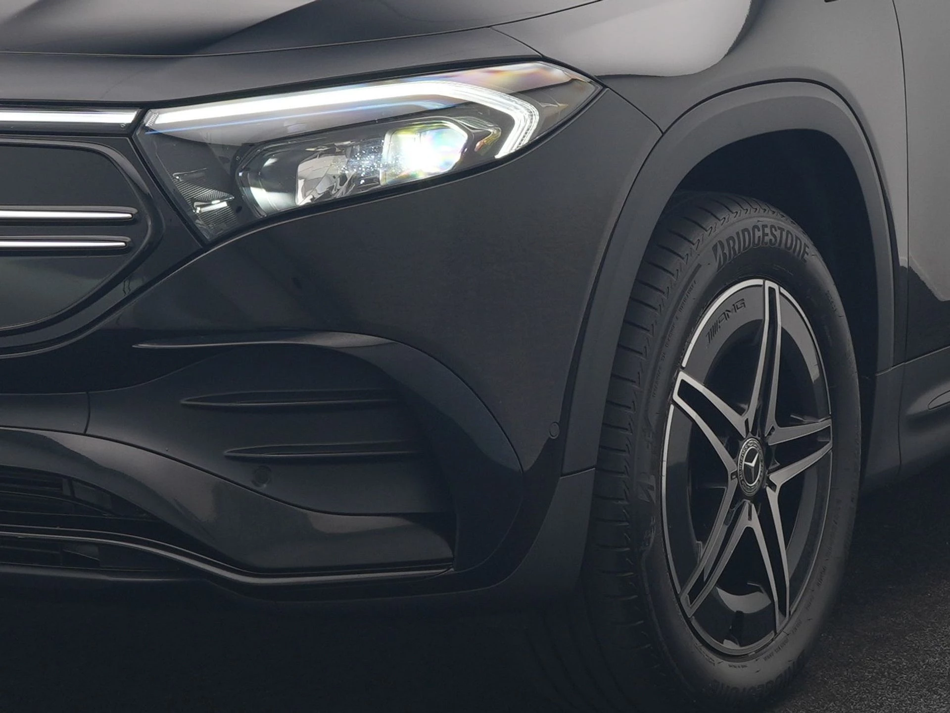 Hoofdafbeelding Mercedes-Benz EQB