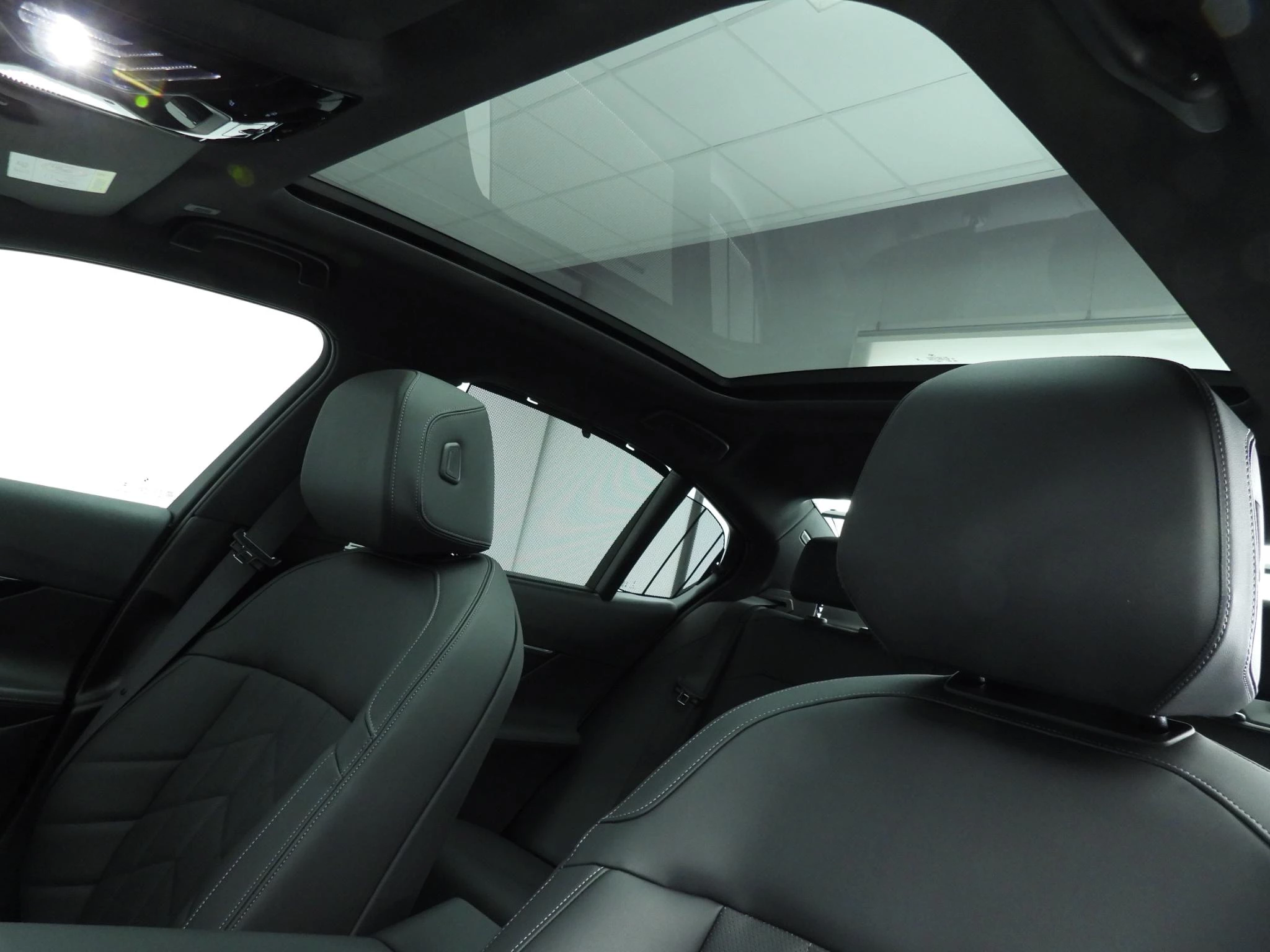 Hoofdafbeelding BMW i5