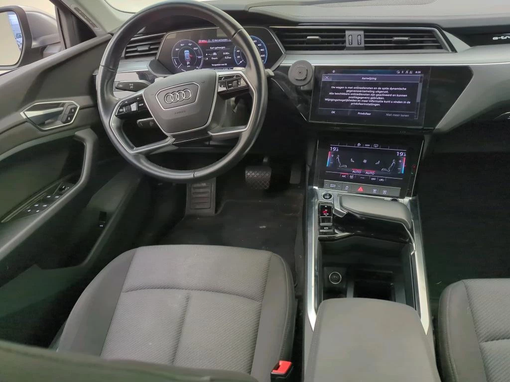 Hoofdafbeelding Audi e-tron