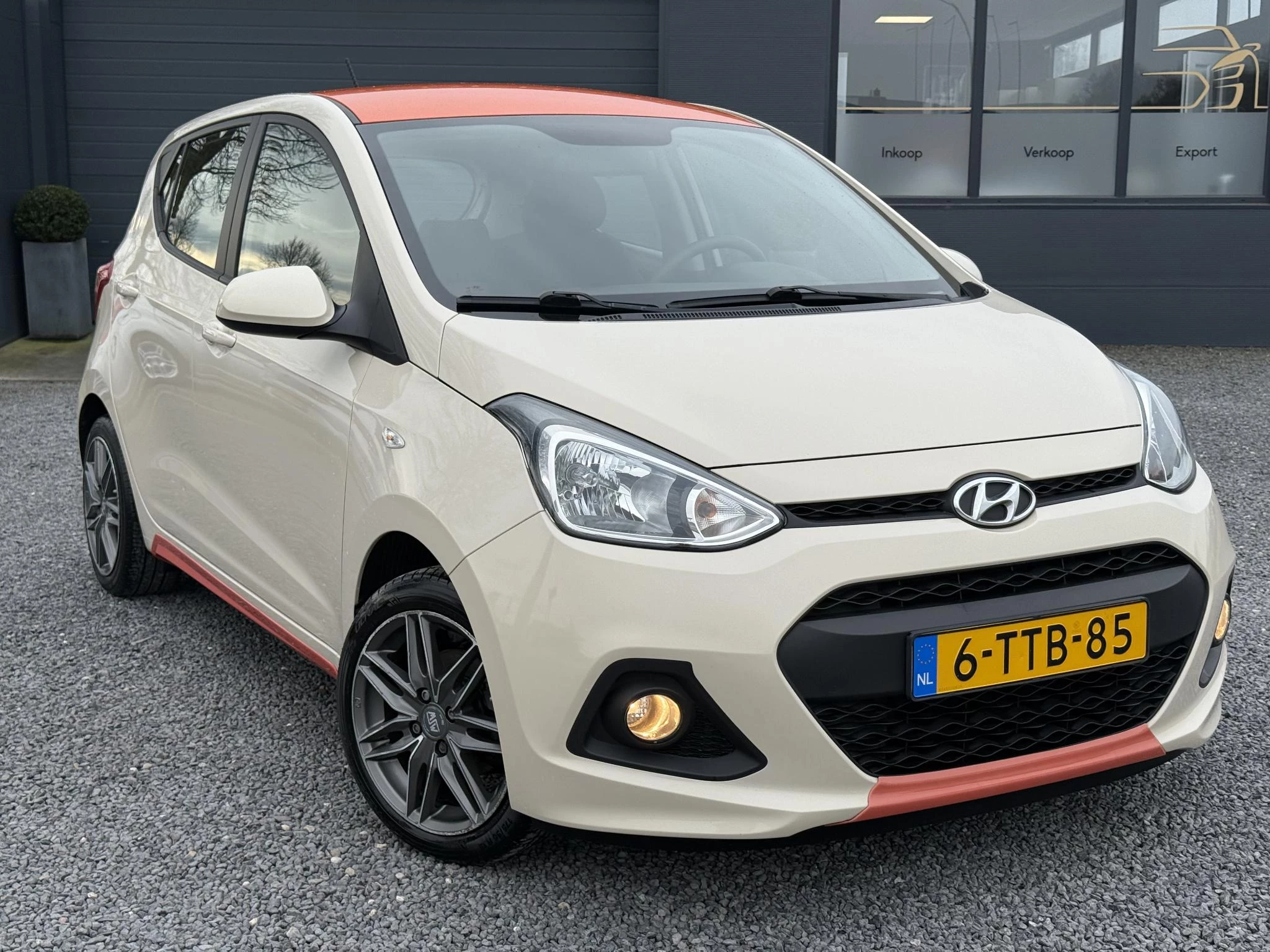 Hoofdafbeelding Hyundai i10