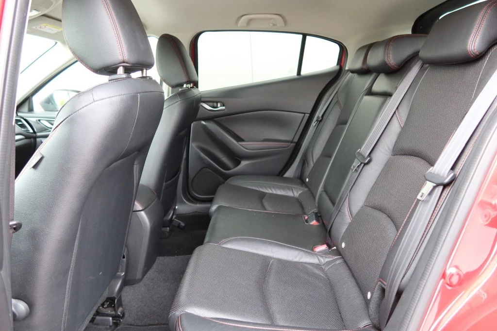 Hoofdafbeelding Mazda 3