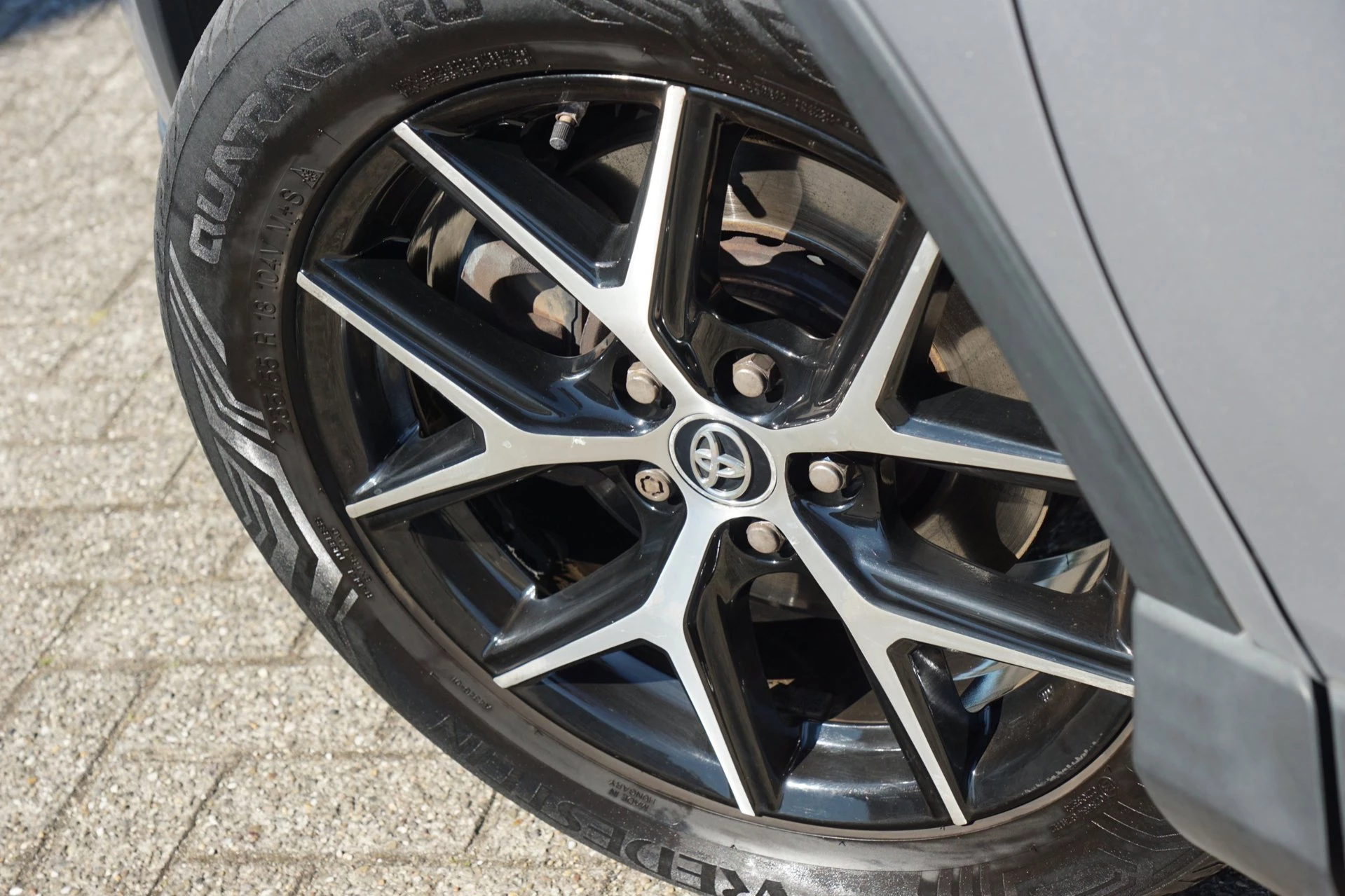 Hoofdafbeelding Toyota RAV4