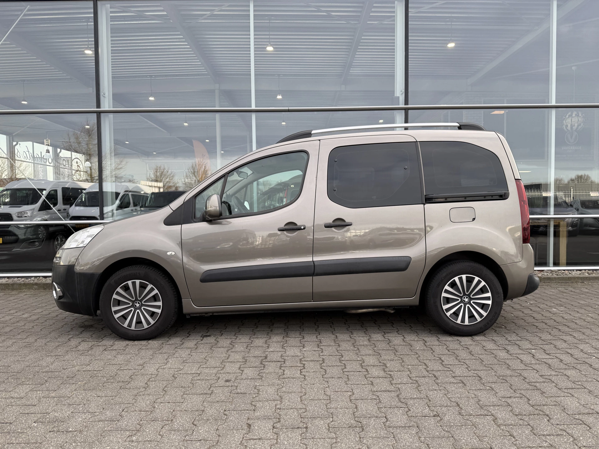 Hoofdafbeelding Peugeot Partner