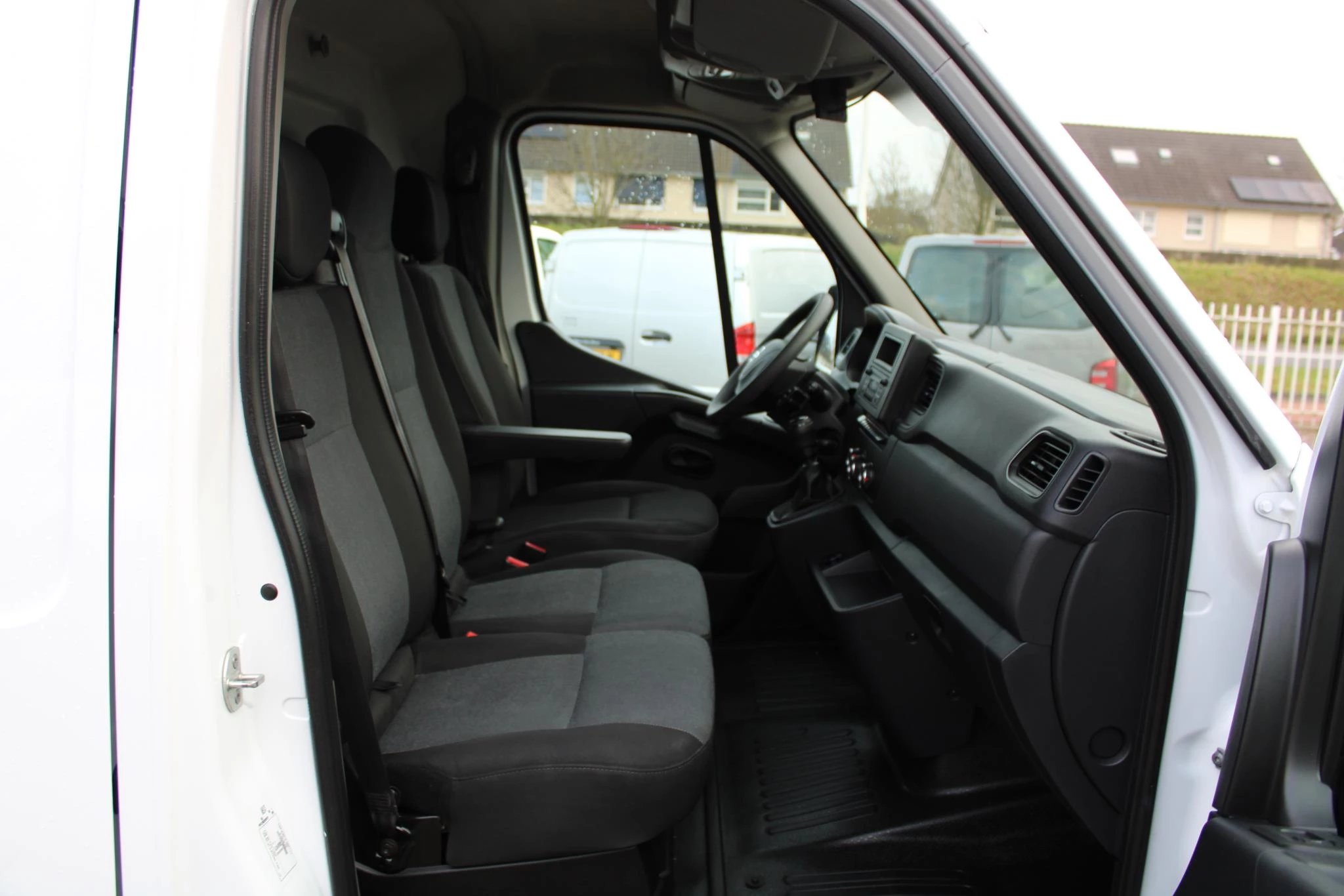 Hoofdafbeelding Nissan NV400