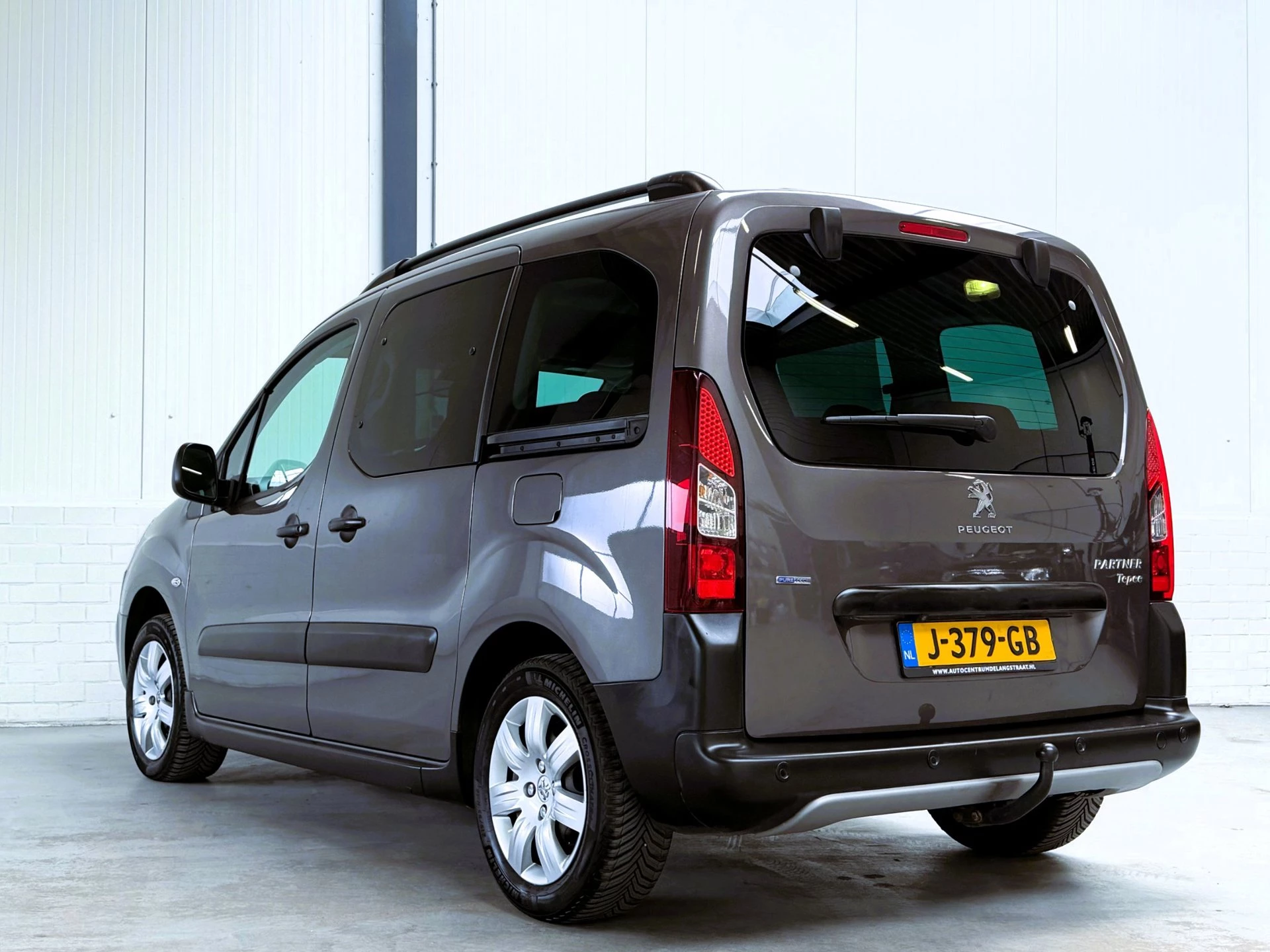 Hoofdafbeelding Peugeot Partner