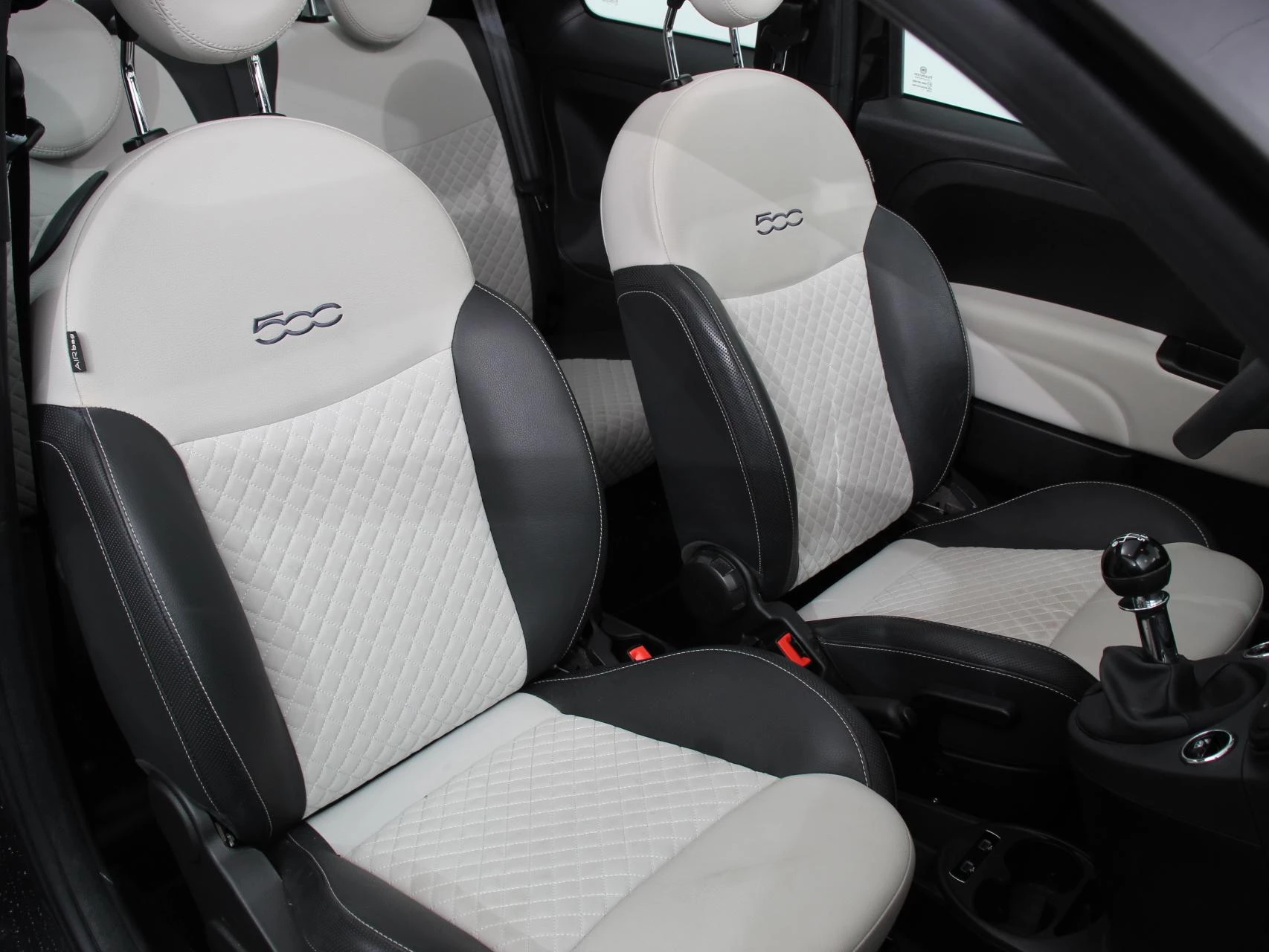 Hoofdafbeelding Fiat 500C