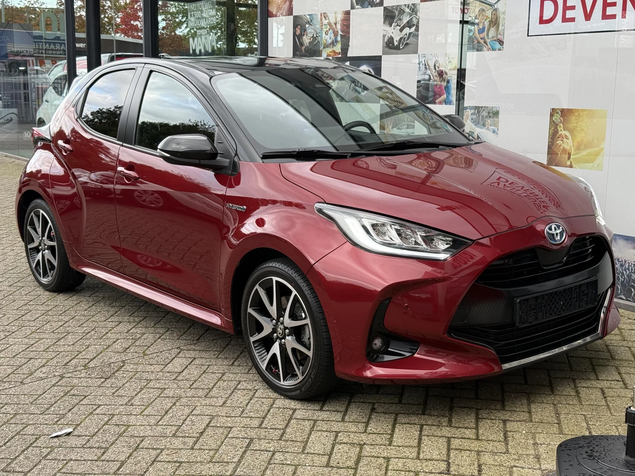 Hoofdafbeelding Toyota Yaris