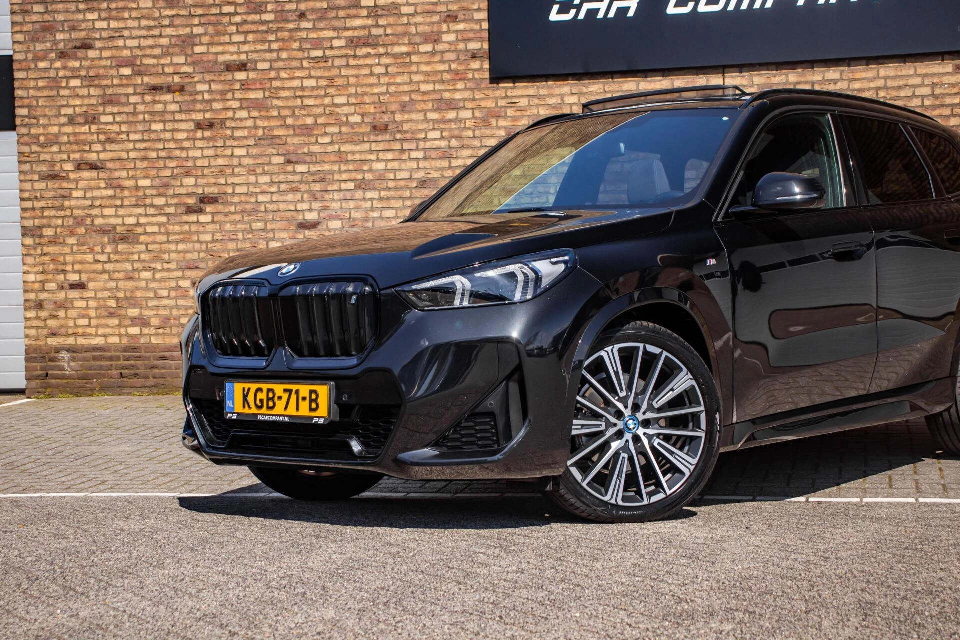 Hoofdafbeelding BMW iX1