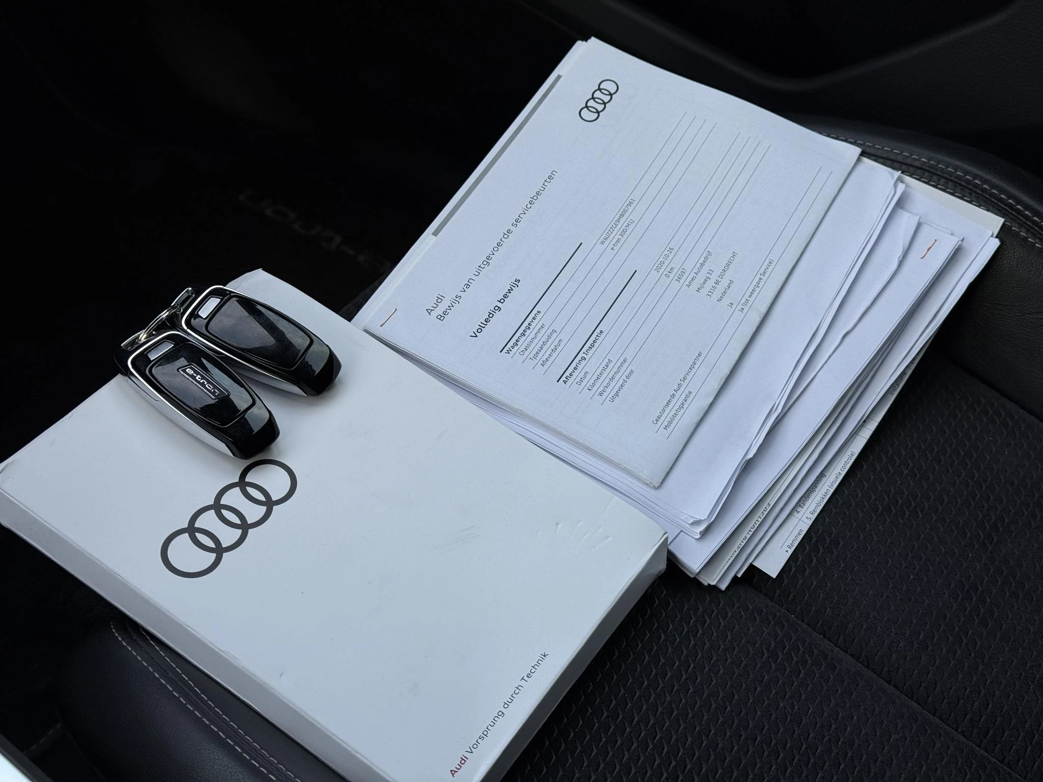 Hoofdafbeelding Audi e-tron