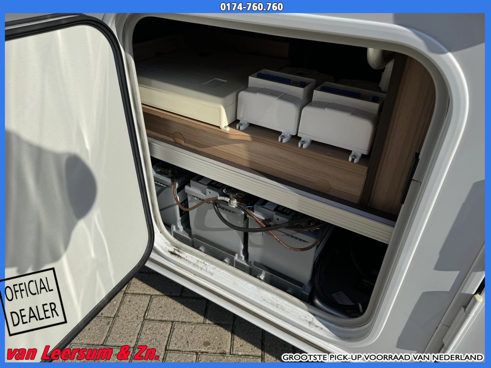 Hoofdafbeelding Knaus R03