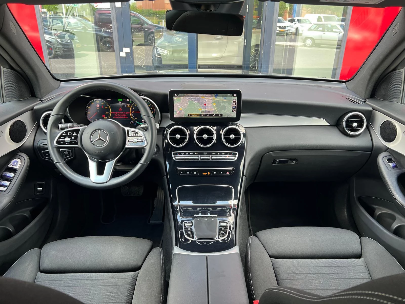 Hoofdafbeelding Mercedes-Benz GLC