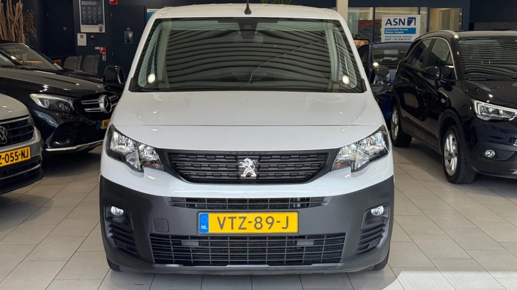 Hoofdafbeelding Peugeot Partner