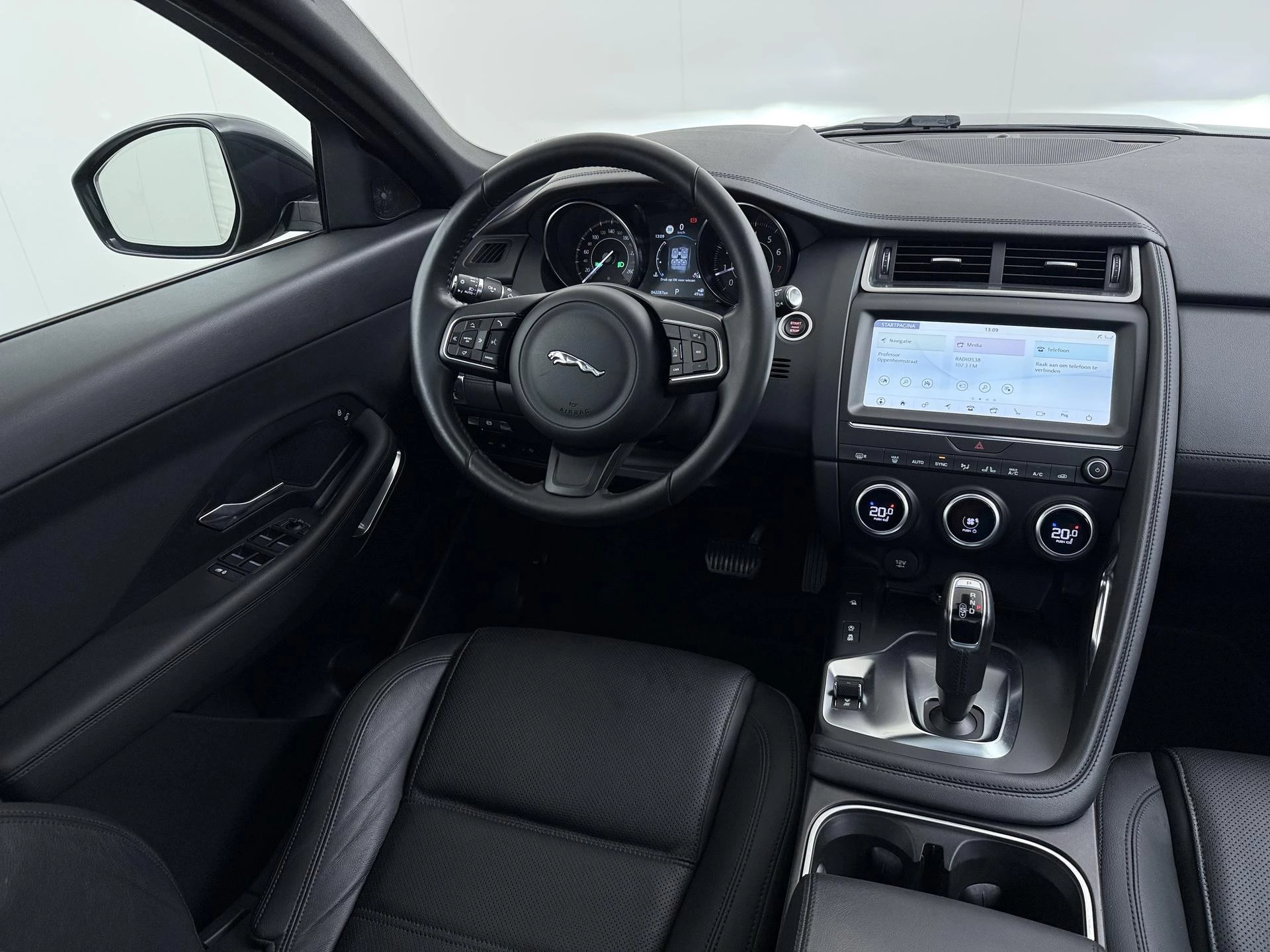 Hoofdafbeelding Jaguar E-PACE