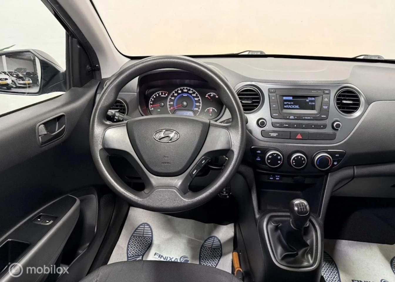 Hoofdafbeelding Hyundai i10