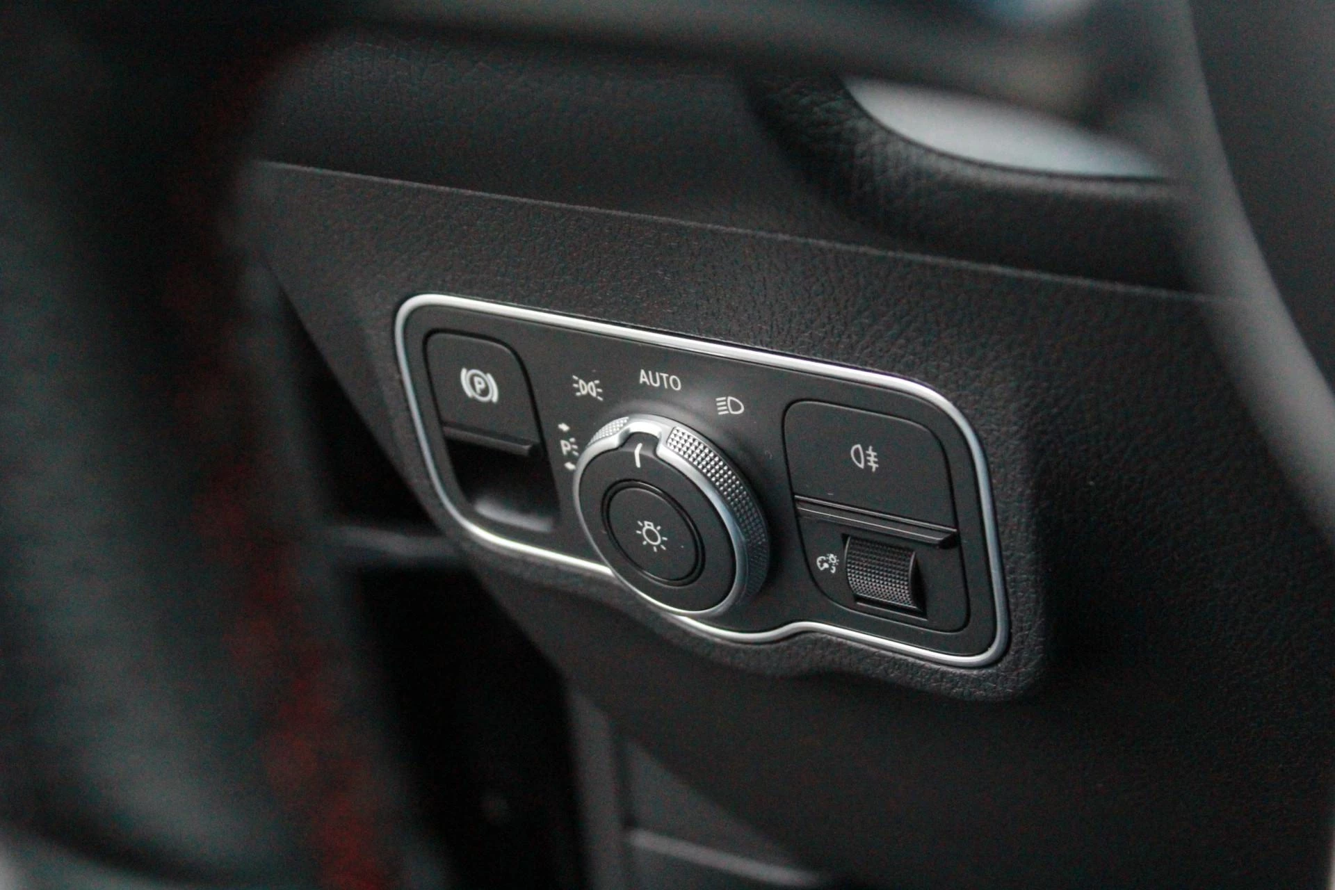 Hoofdafbeelding Mercedes-Benz EQB