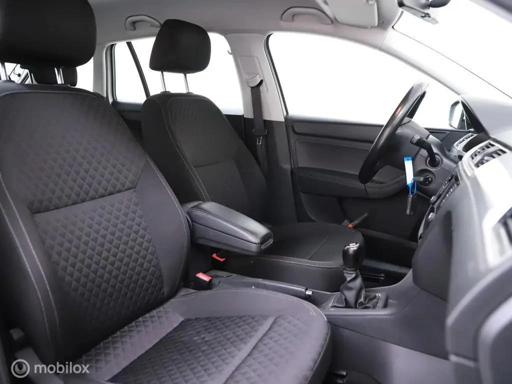 Hoofdafbeelding Škoda Rapid
