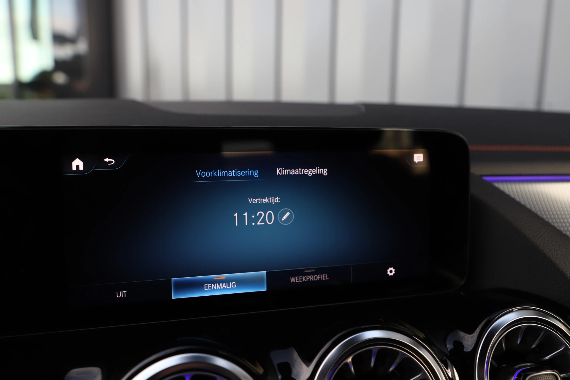 Hoofdafbeelding Mercedes-Benz EQA