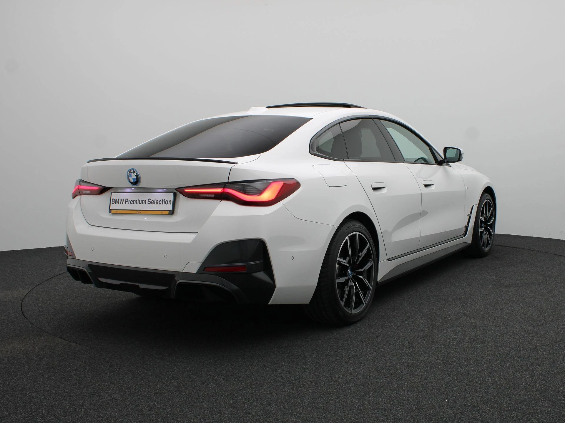 Hoofdafbeelding BMW i4