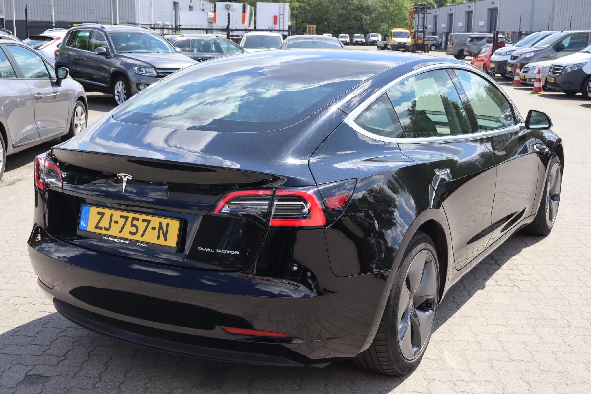 Hoofdafbeelding Tesla Model 3