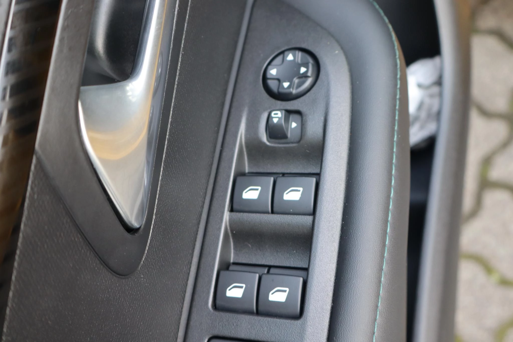 Hoofdafbeelding Peugeot e-208