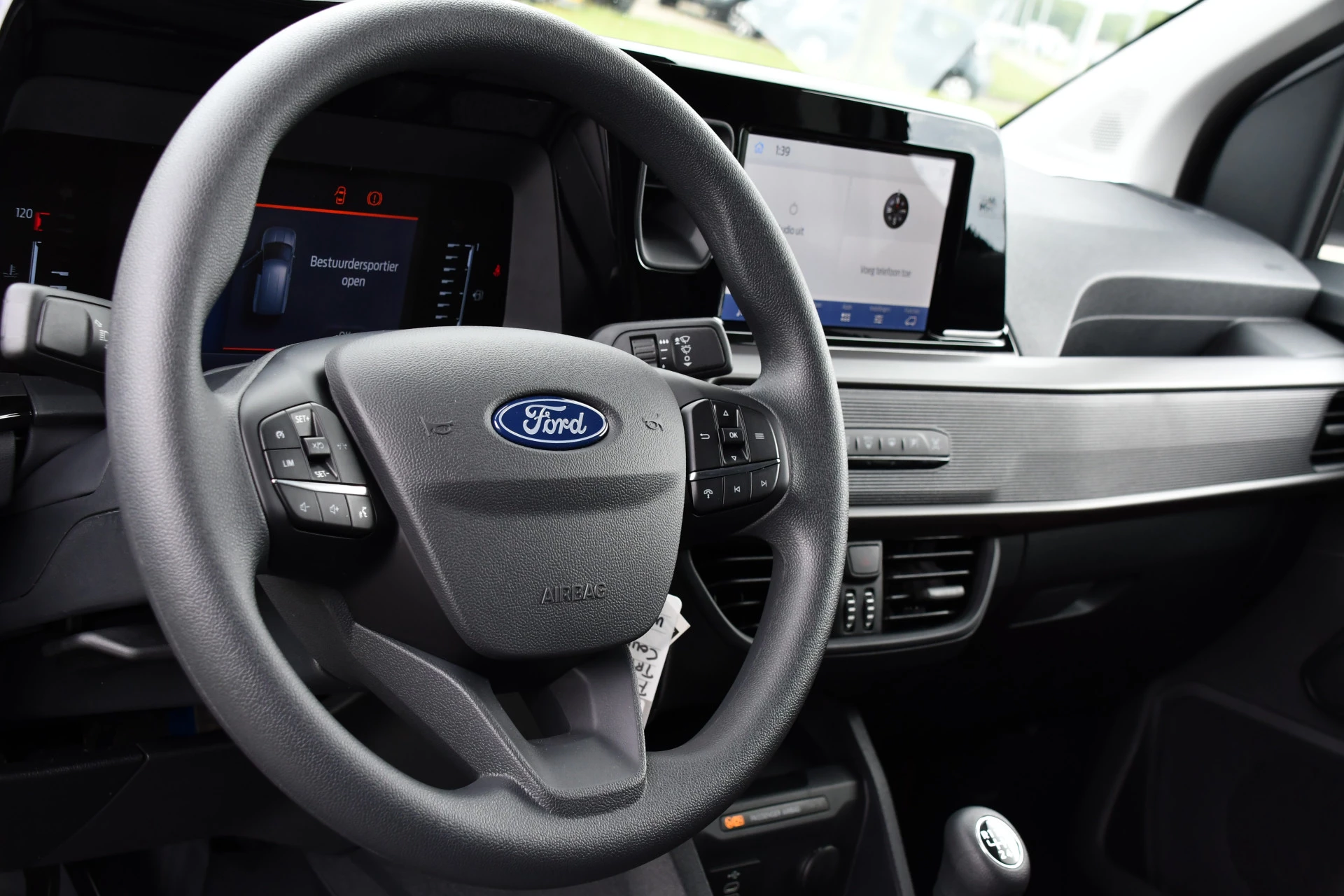 Hoofdafbeelding Ford Transit Courier