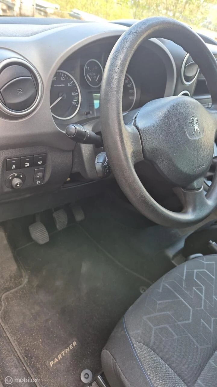 Hoofdafbeelding Peugeot Partner