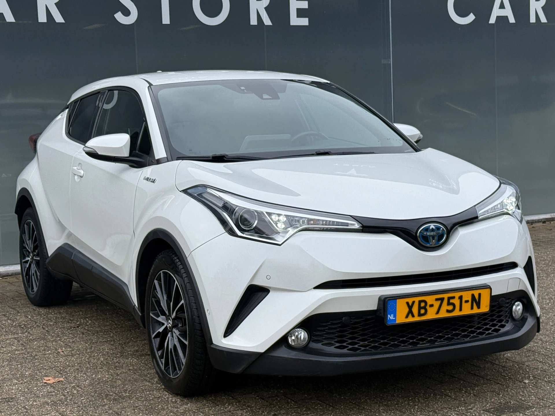 Hoofdafbeelding Toyota C-HR