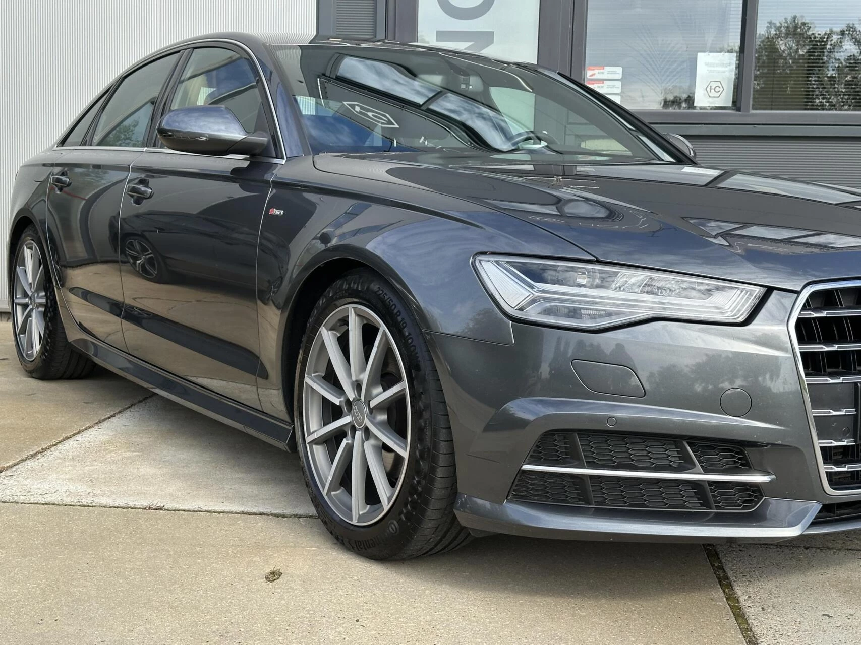 Hoofdafbeelding Audi A6