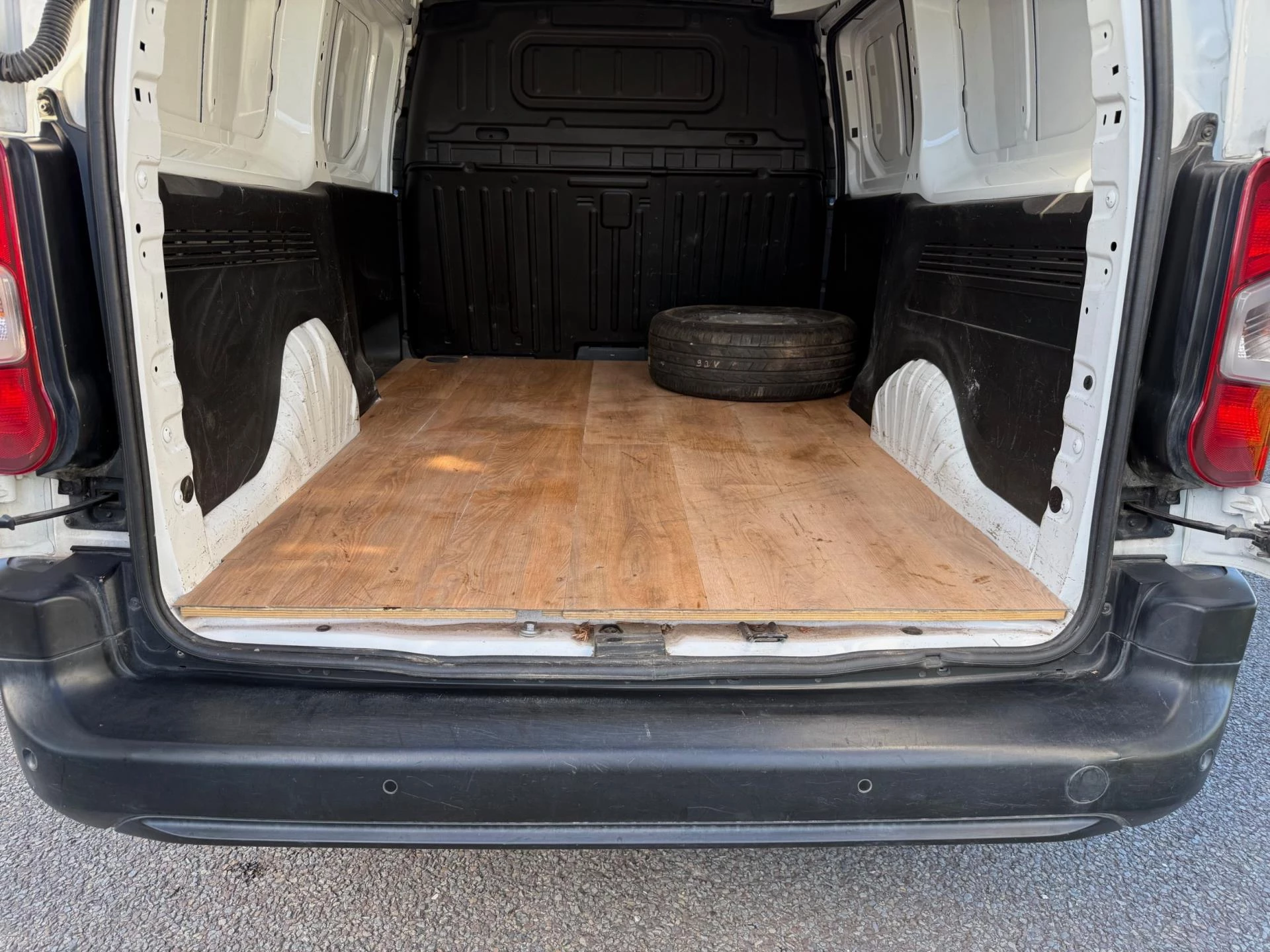 Hoofdafbeelding Peugeot Partner