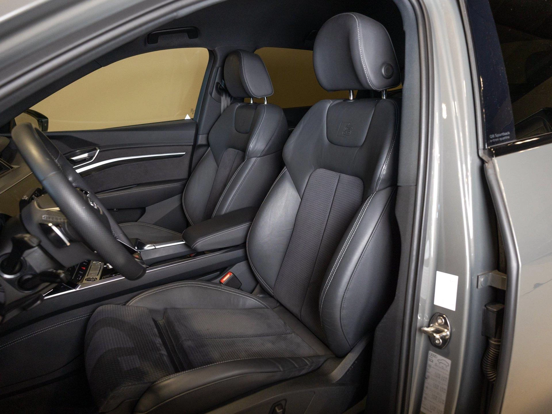 Hoofdafbeelding Audi Q8 Sportback e-tron