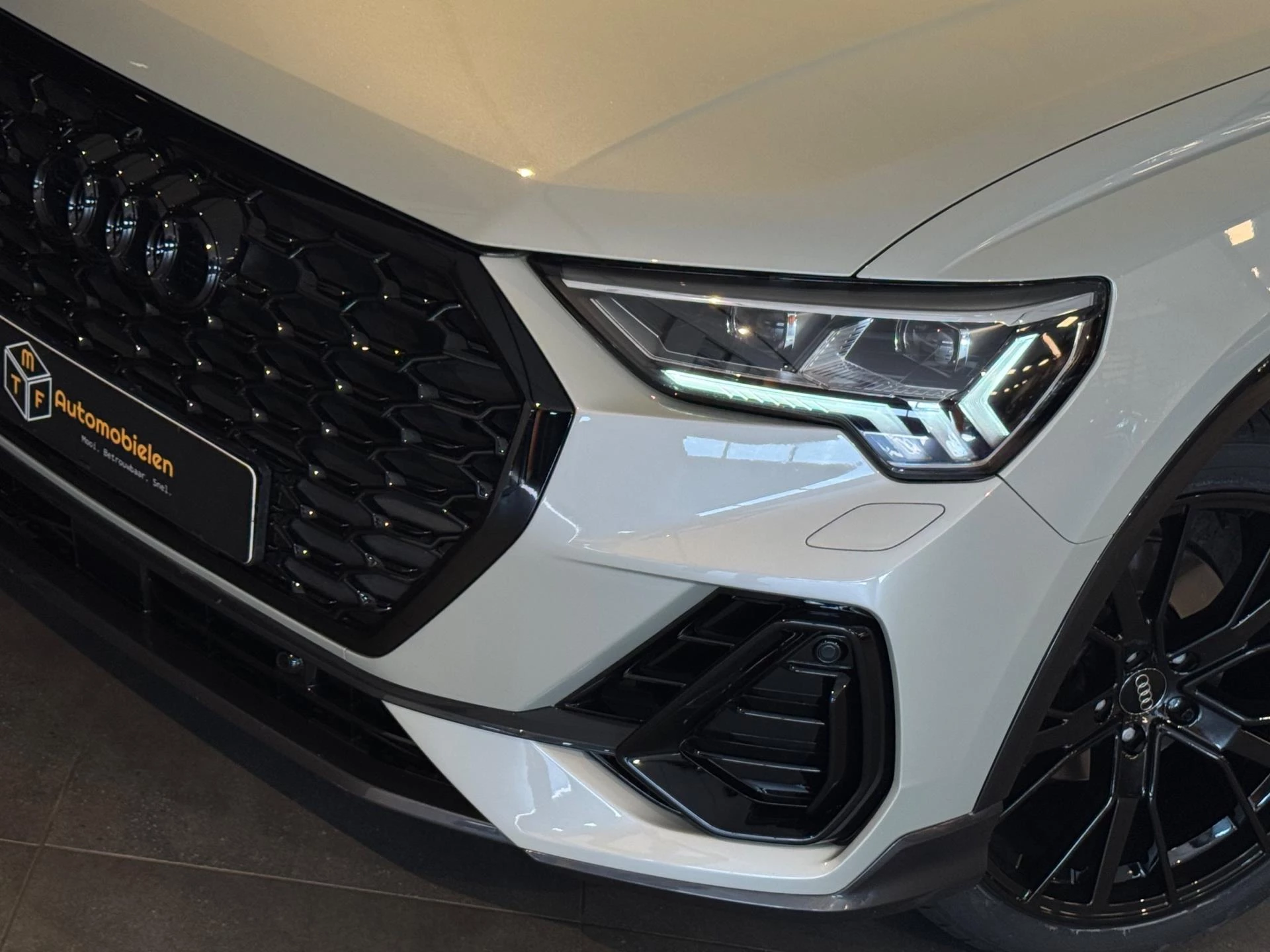 Hoofdafbeelding Audi Q3