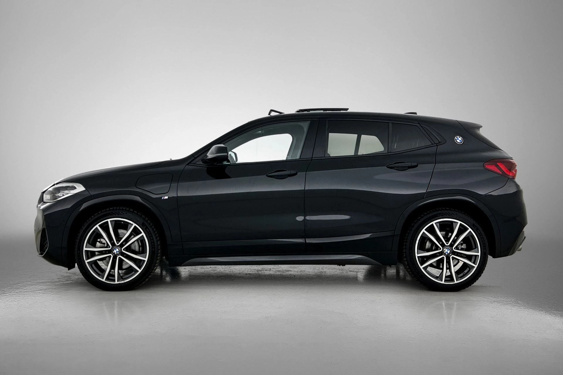 Hoofdafbeelding BMW X2