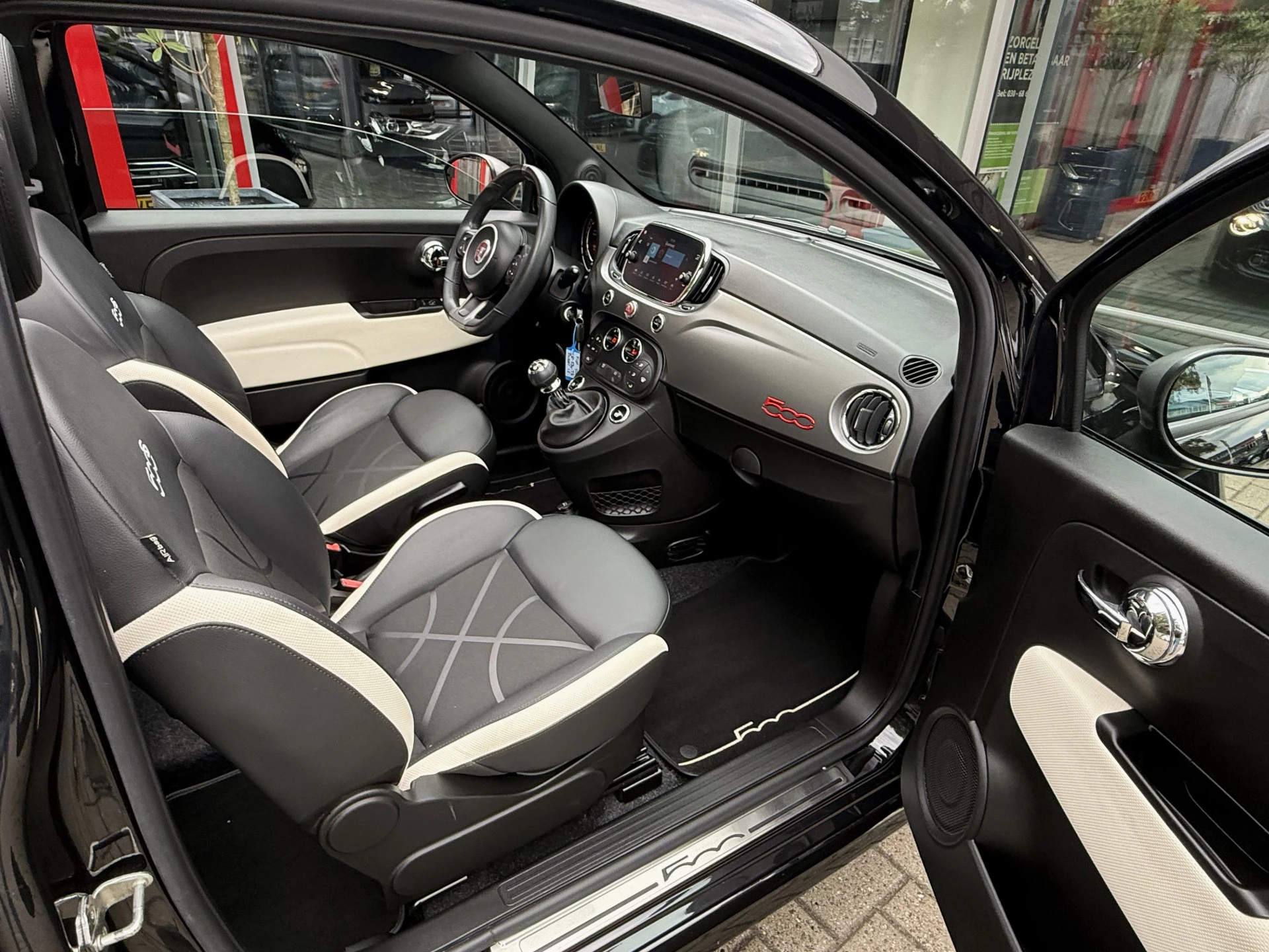 Hoofdafbeelding Fiat 500C