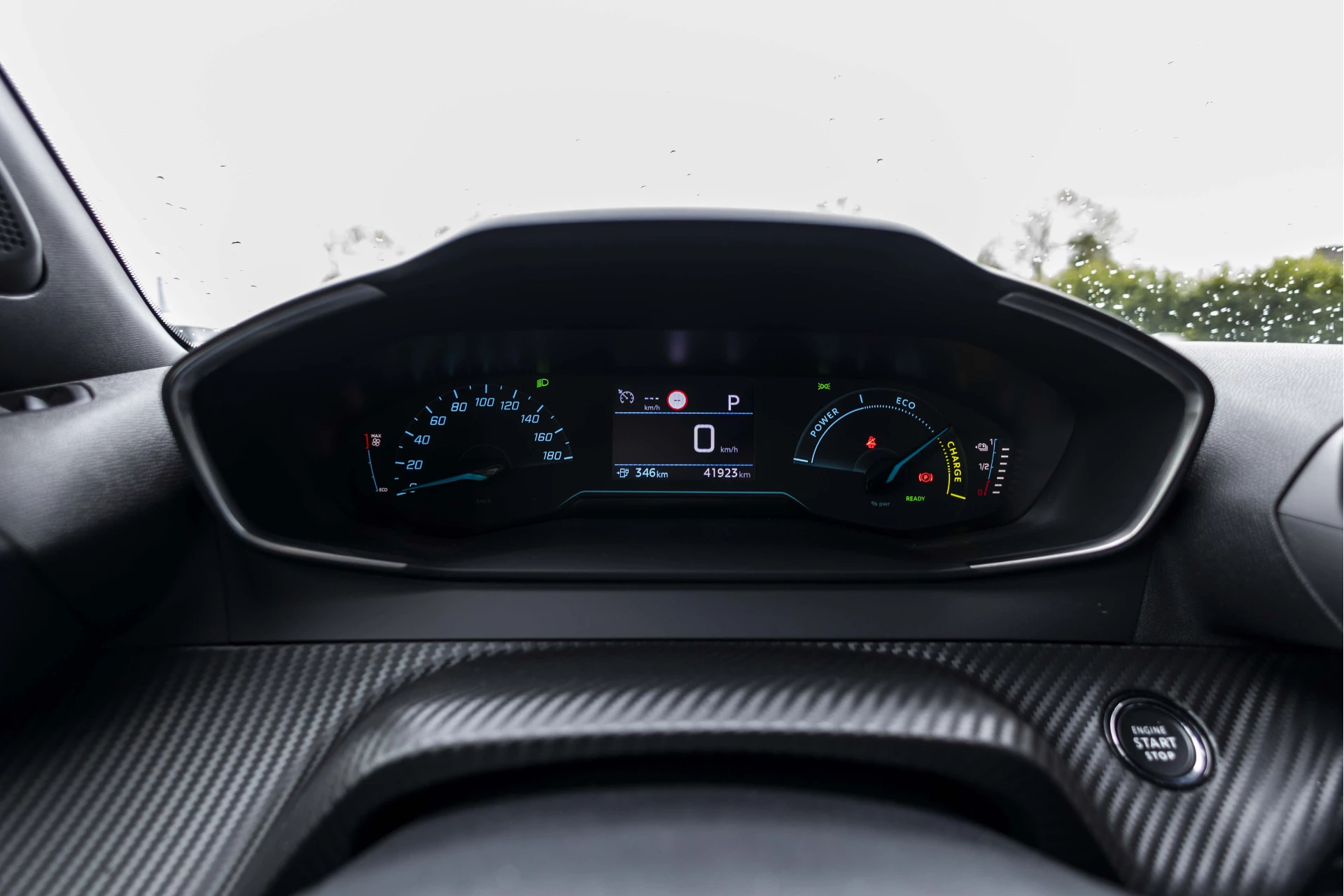 Hoofdafbeelding Peugeot e-2008