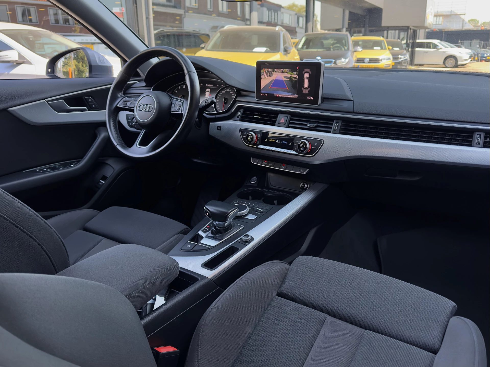 Hoofdafbeelding Audi A4