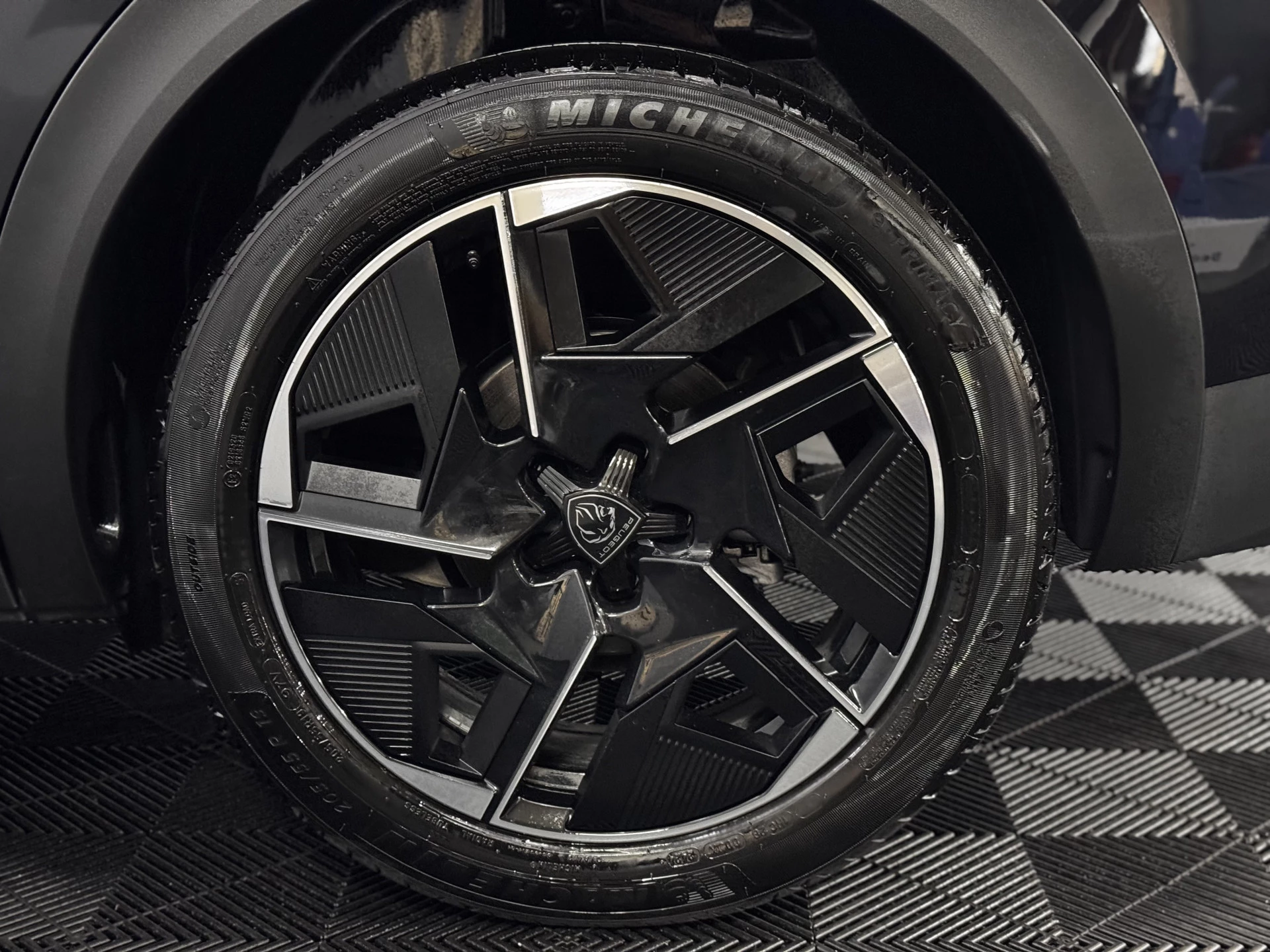 Hoofdafbeelding Peugeot 408