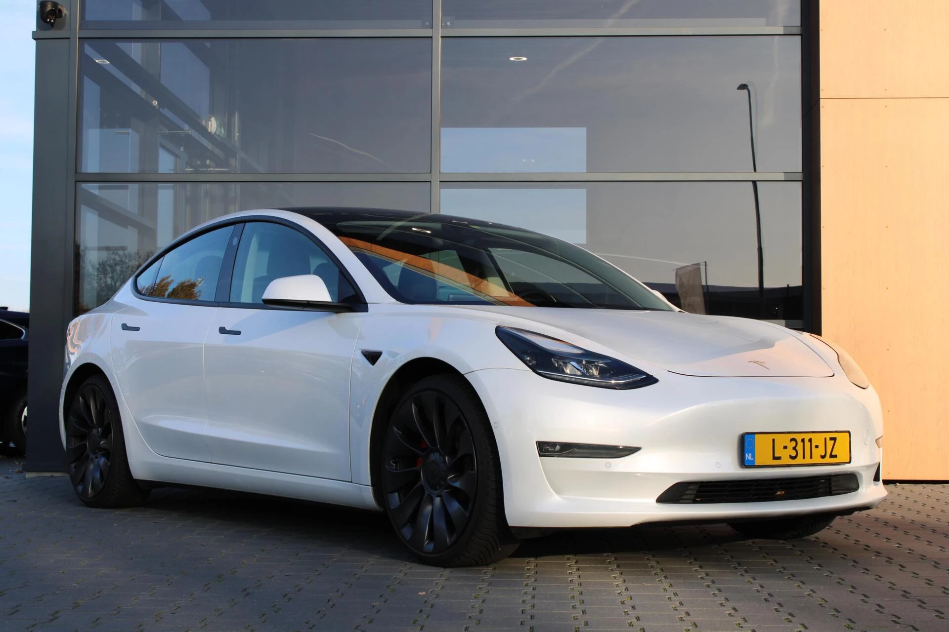 Hoofdafbeelding Tesla Model 3