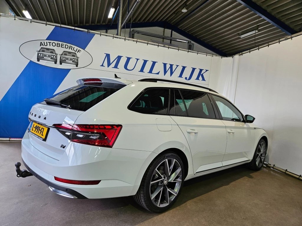 Hoofdafbeelding Škoda Superb