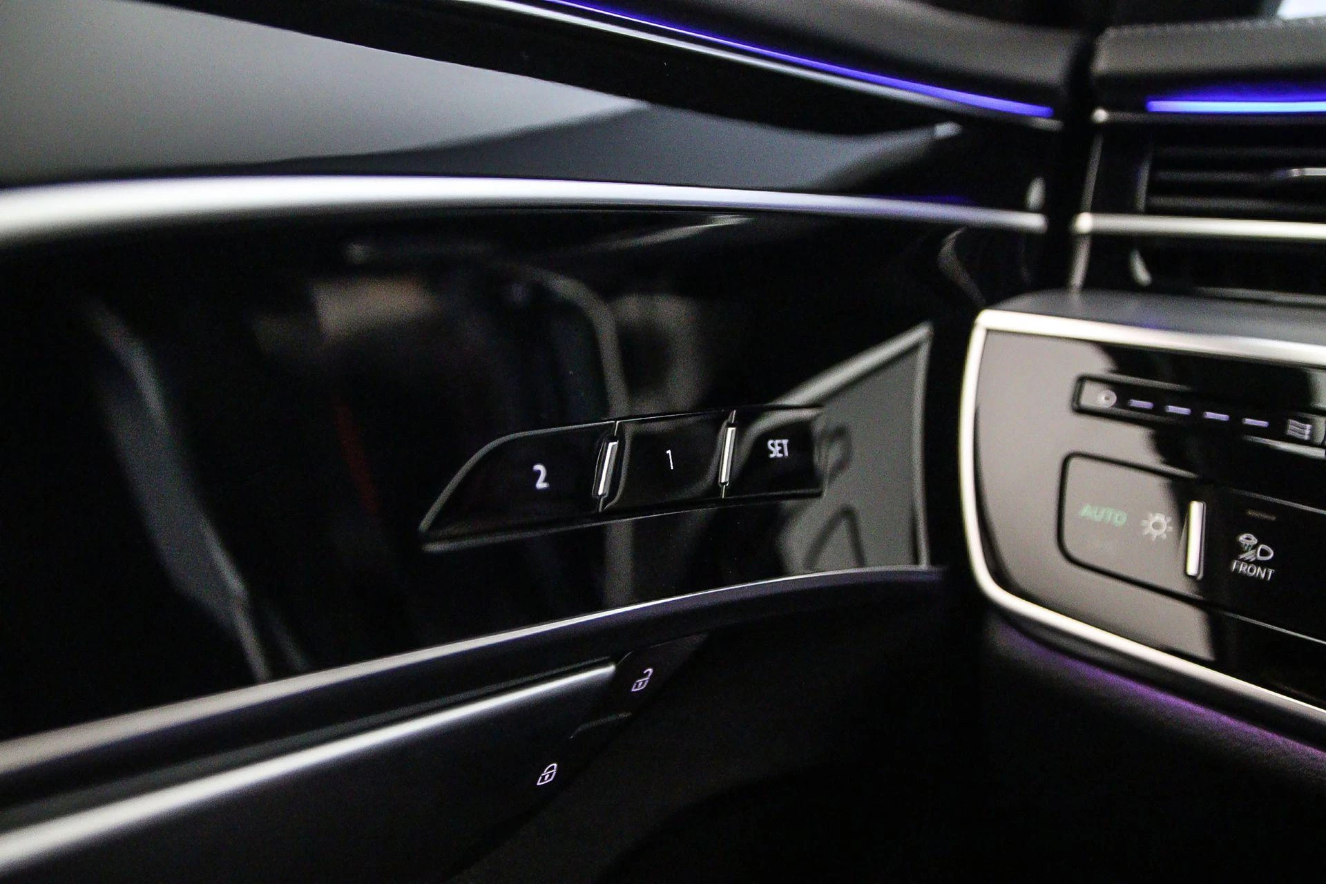 Hoofdafbeelding Audi A8